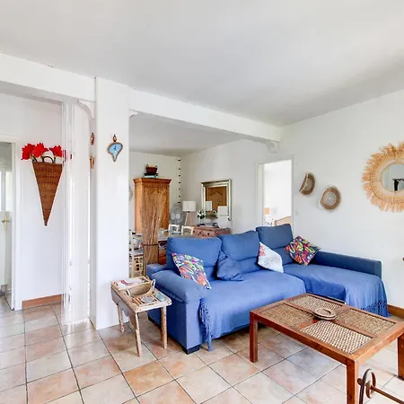 Lush With View Holiday home *